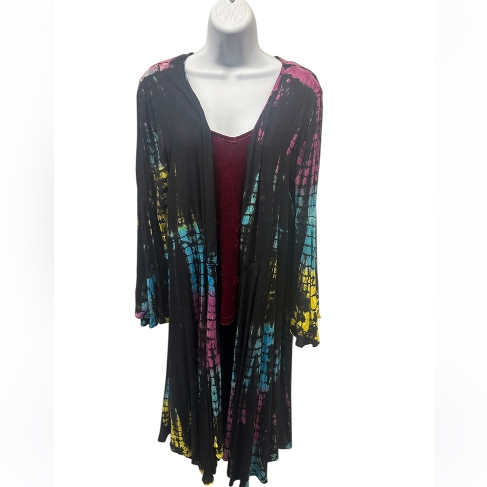 S/M.  NWT.  Sacred Threads Tie-Dye Open Cardigan.   BL/RD10.   2662
